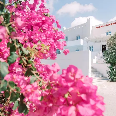 מלון דירות Korali Garden 3*