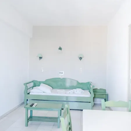 Korali Garden מלון דירות Naxos City