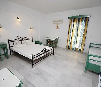 Korali Garden מלון דירות Naxos City